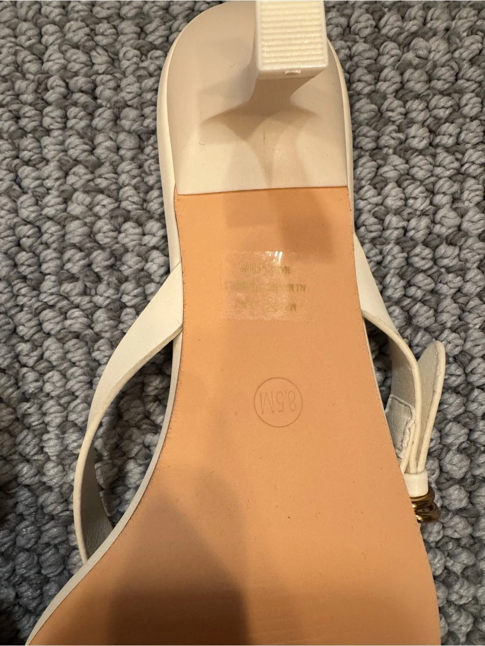 💟CUSHIONAIRE KITTEN HEEL SANDAL💟